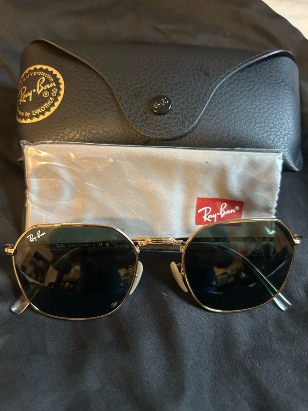 Ray-Ban Men’s Gold Frame Green Lens Sunglasses